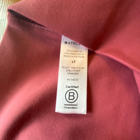 Athleta leggings NWT yoga pants - Picture 3 of 5